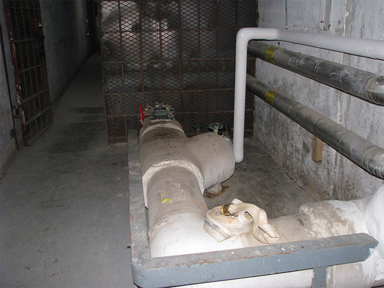 darspec-prison-laundry-room-potable-water-before_uid60d3787fbe54e